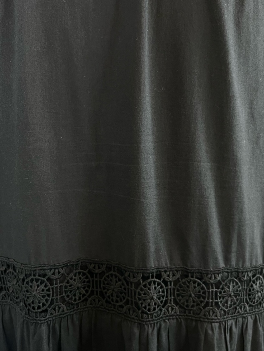 En Saison Black Midi Lace Tiered Dress - Picture 9 of 15